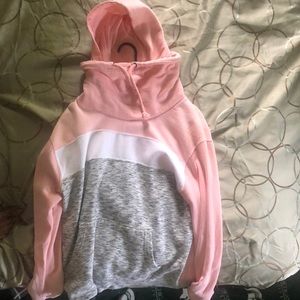 No marks, rips, stains etc just doesn’t fit me!